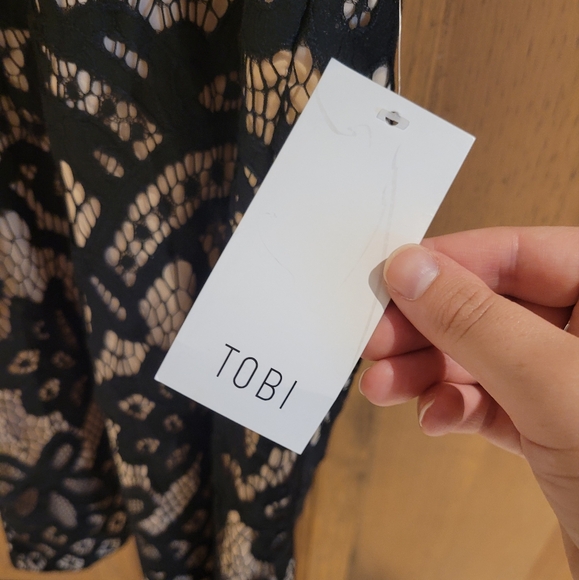 Lace Overlay Halter Dress - Picture 3 of 3